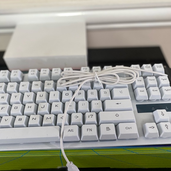 ByTech Gaming Keyboard - Picture 3 of 4